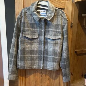 Old Navy Gray Plaid Utility Jacket